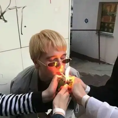 6686体育钻石作者Clementine