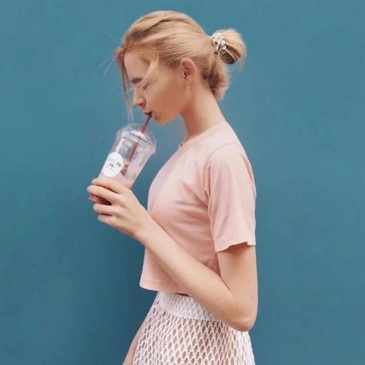 6686体育海外作者少女的祈祷