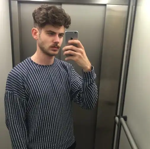 6686体育平台铜牌作者Brad