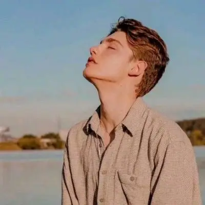 6686体育平台银牌作者Aubrey