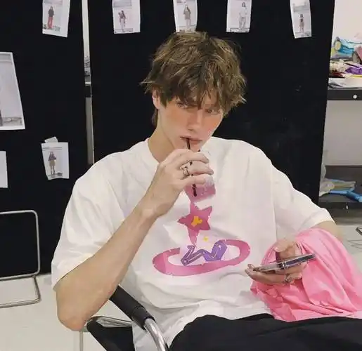 6686体育平台金牌作者想去游乐园