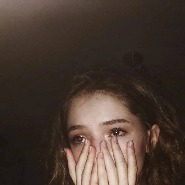 6686体育平台铁牌作者Charlie