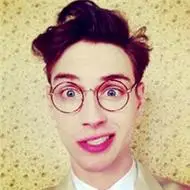 6686体育平台铜牌作者Paige