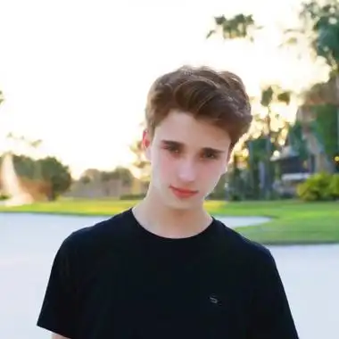 6686体育平台铜牌作者Stanley