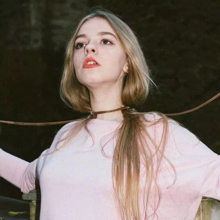 6686体育平台特邀作者无根的蒲草