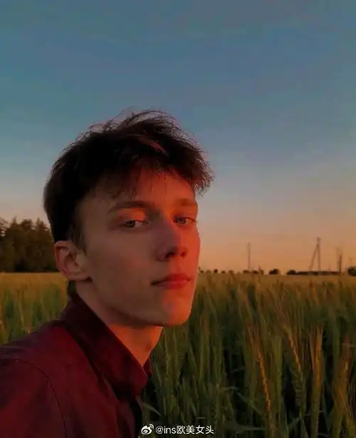 6686体育平台初级作者Sandra