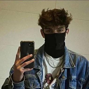 6686体育平台铜牌作者Betty