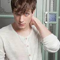 6686体育平台初级作者Lydia