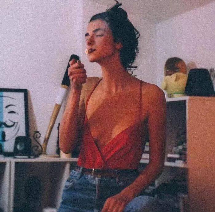 6686体育平台铁牌作者Adrian