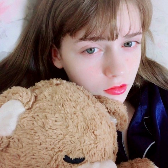 6686体育平台铁牌作者Diana