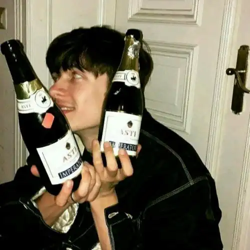 6686体育平台特邀作者迷途知返