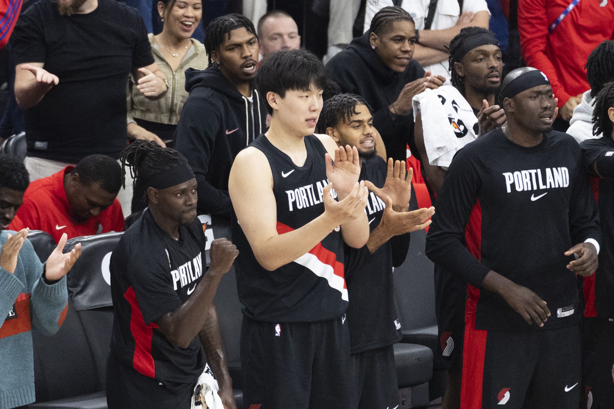 朱芳雨：杨瀚森体能还跟不上，这场任务就是提高体能&跟上节奏