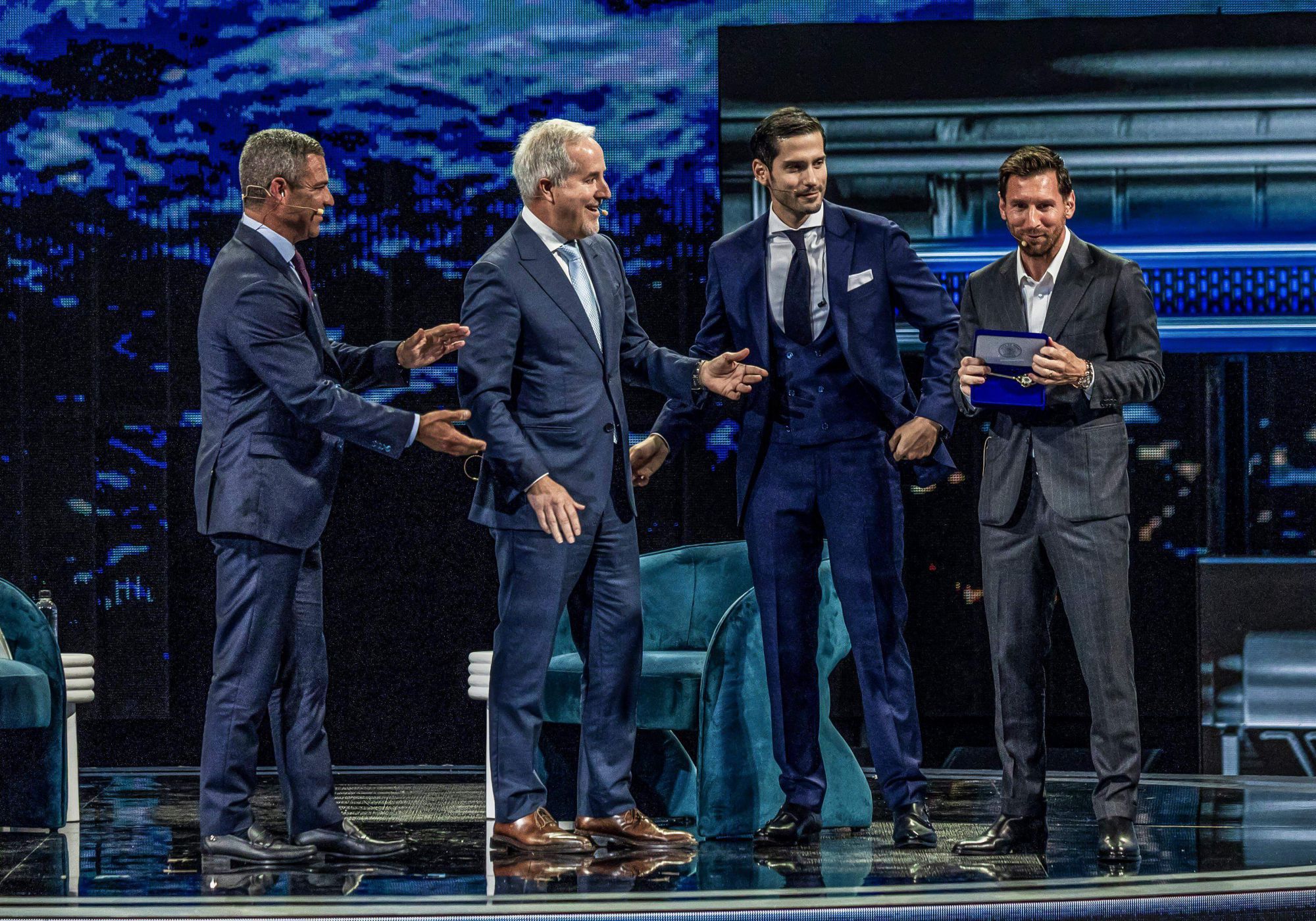 梅西：上帝给了我天赋，但我通过大量勤奋和牺牲才得以强化