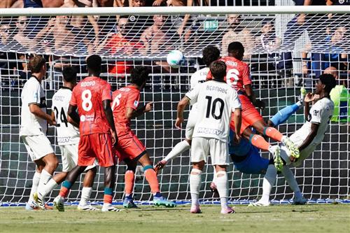 卡利亚里 vs 帕尔马